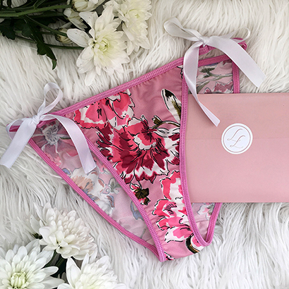lingerie-letters-knicker-gift-subscription-image-1